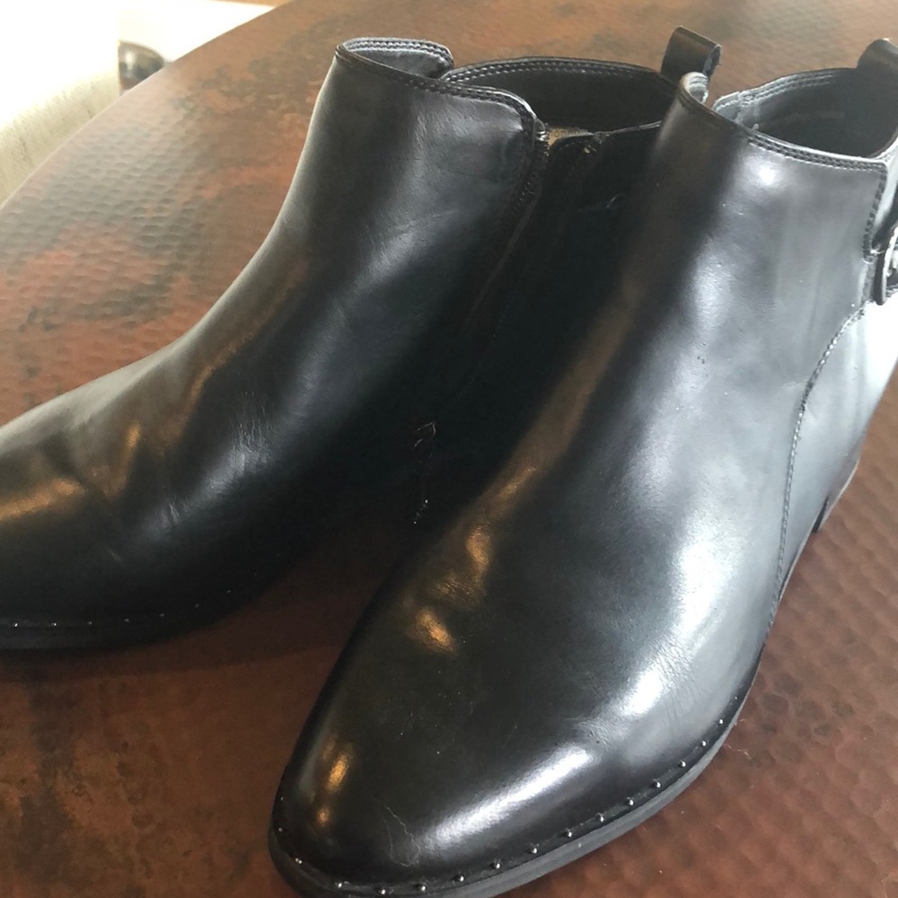 Size 12 black boots - worn once.